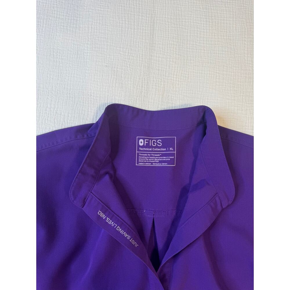 FIGS Rafaela Oversized Scrub Top Digital Grape Purple Women's XL Retired Rare LE - Picture 4 of 15